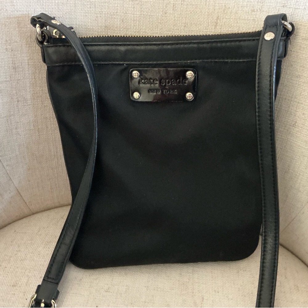 Kate spade New York Victorian basic nylon black swing/crossbody bag